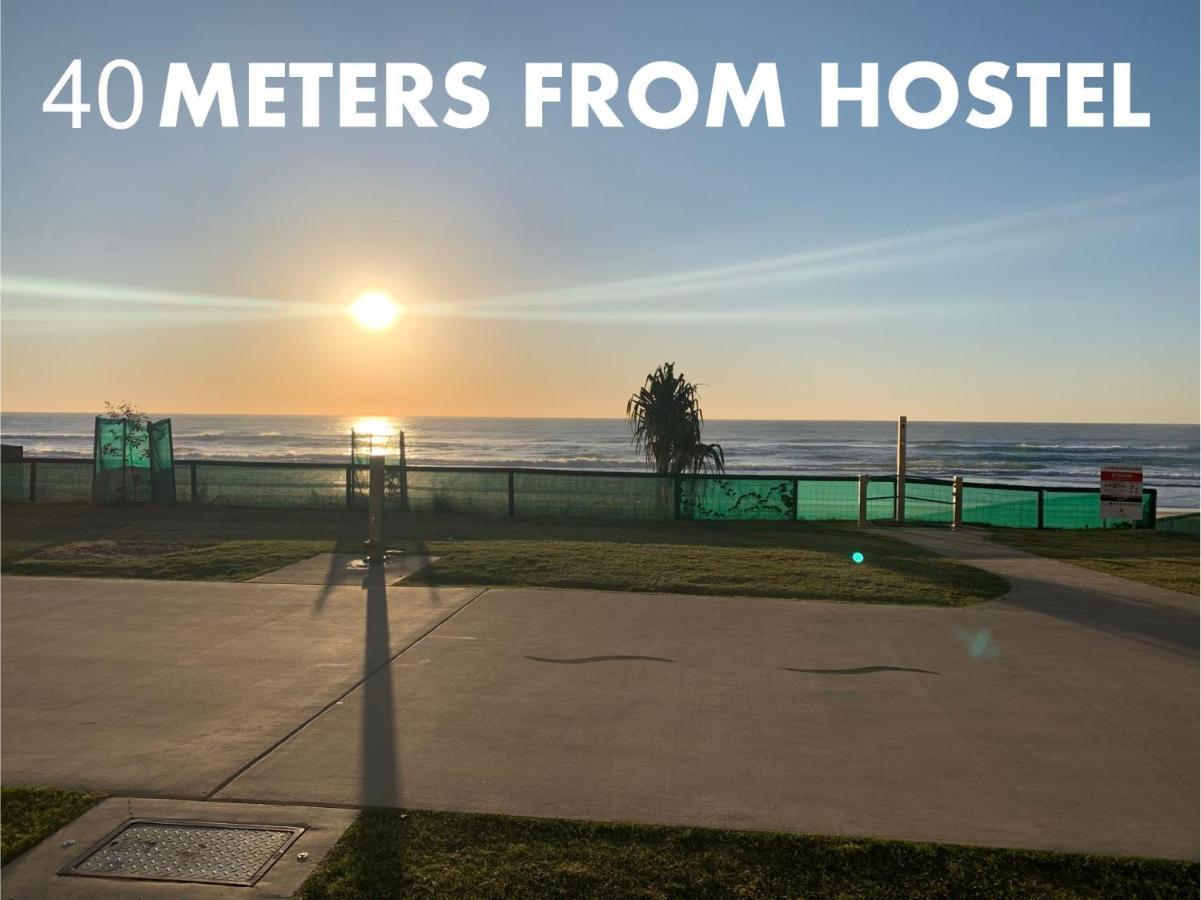 Aussie Dream Hostel Gold Coast Esterno foto