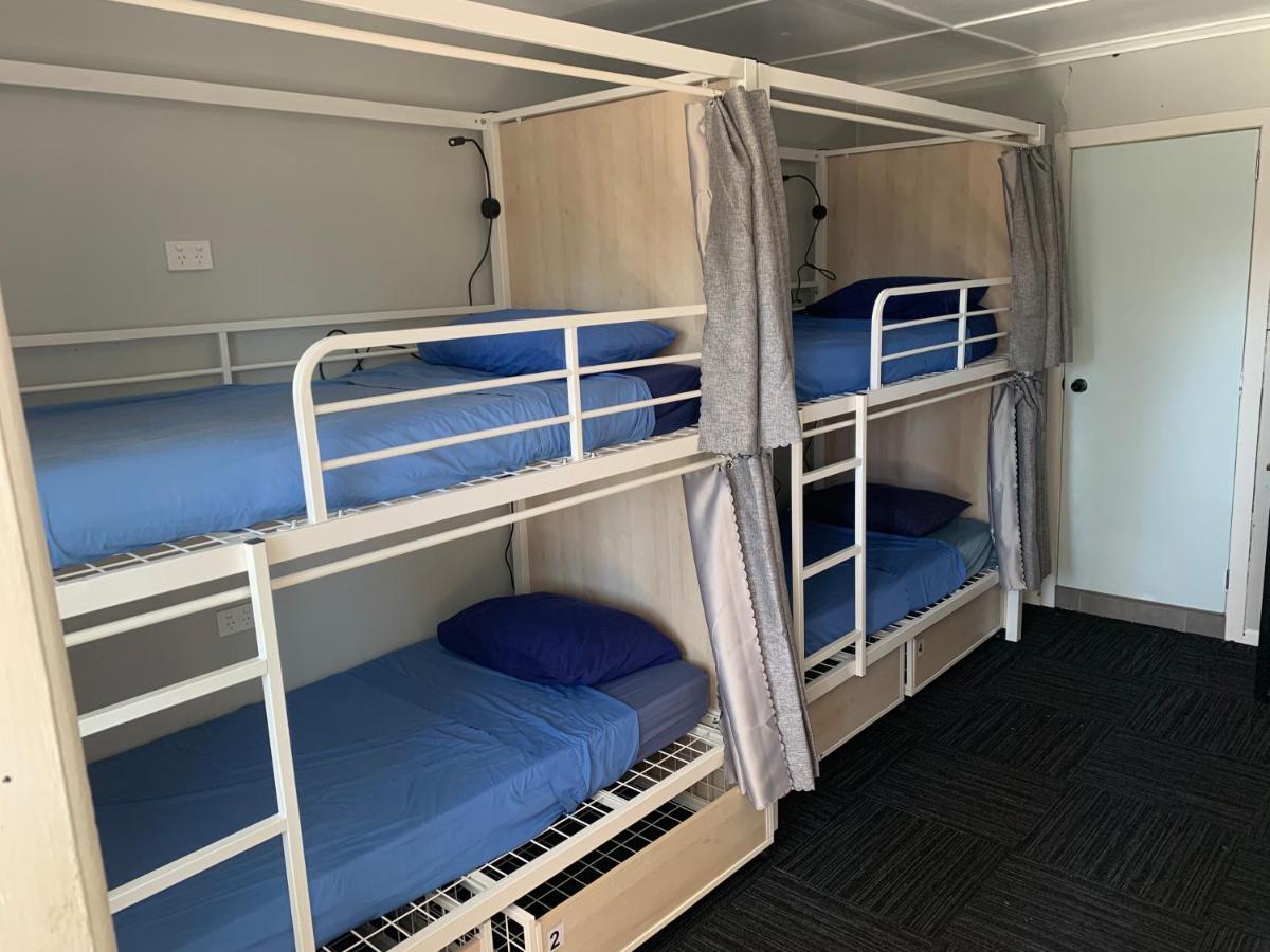 Aussie Dream Hostel Gold Coast Esterno foto